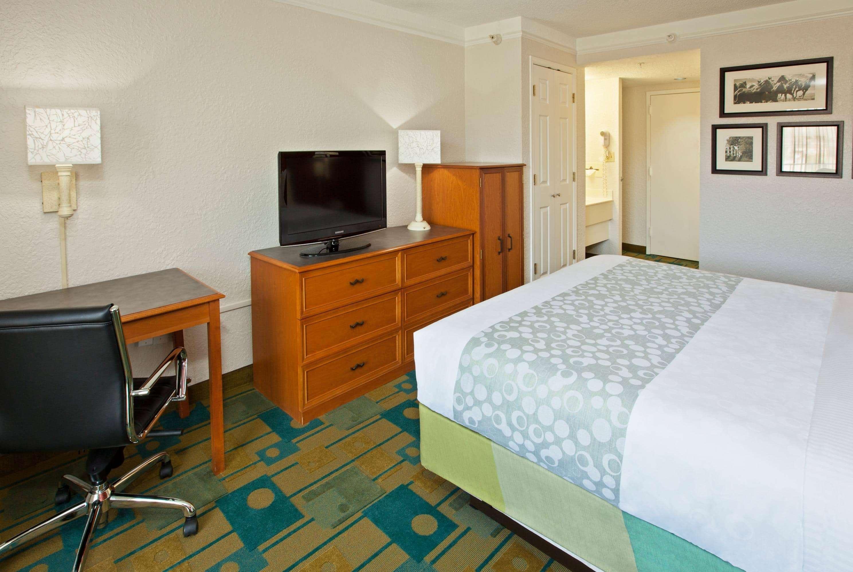 La Quinta By Wyndham Nashville Airport/Opryland Zewnętrze zdjęcie