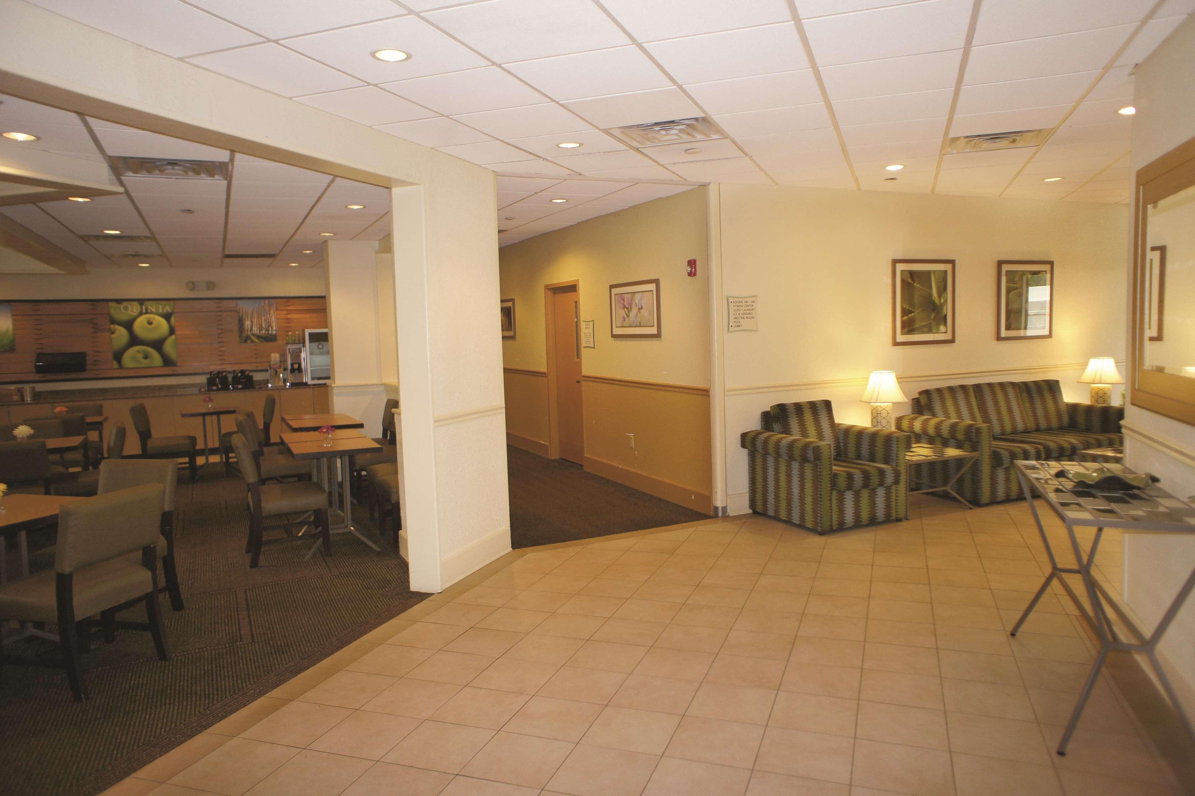 La Quinta By Wyndham Nashville Airport/Opryland Zewnętrze zdjęcie
