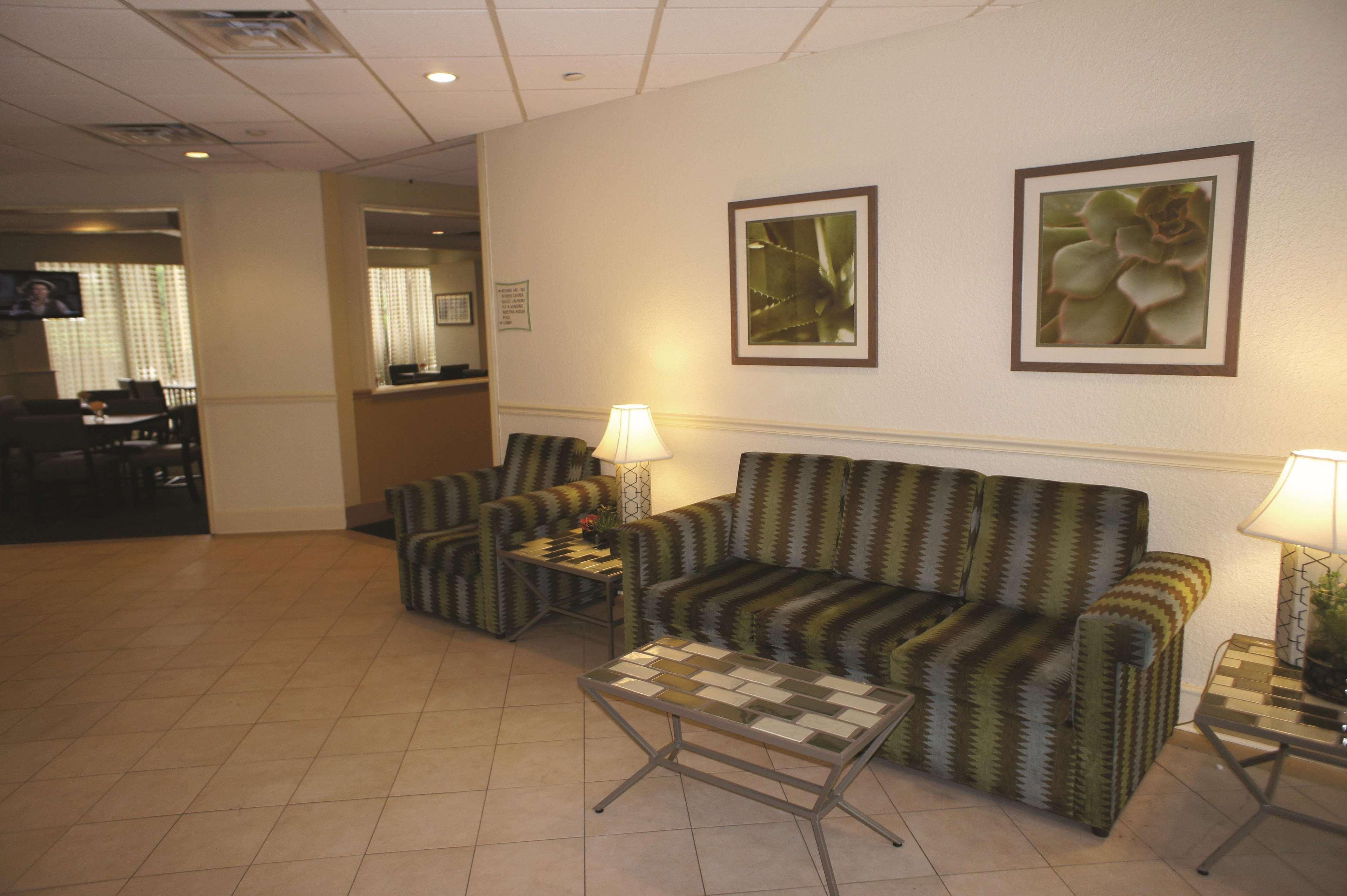La Quinta By Wyndham Nashville Airport/Opryland Zewnętrze zdjęcie