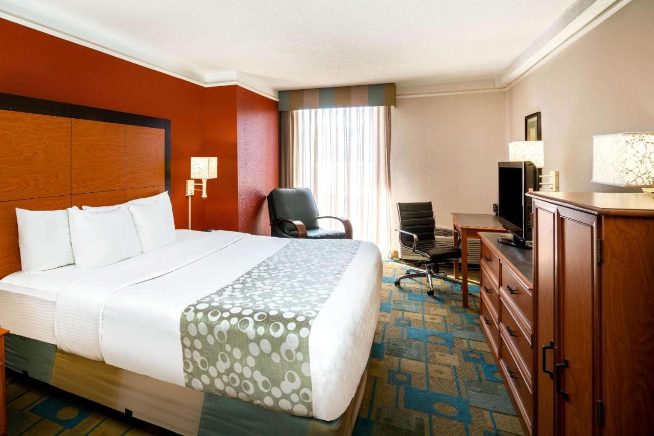 La Quinta By Wyndham Nashville Airport/Opryland Zewnętrze zdjęcie